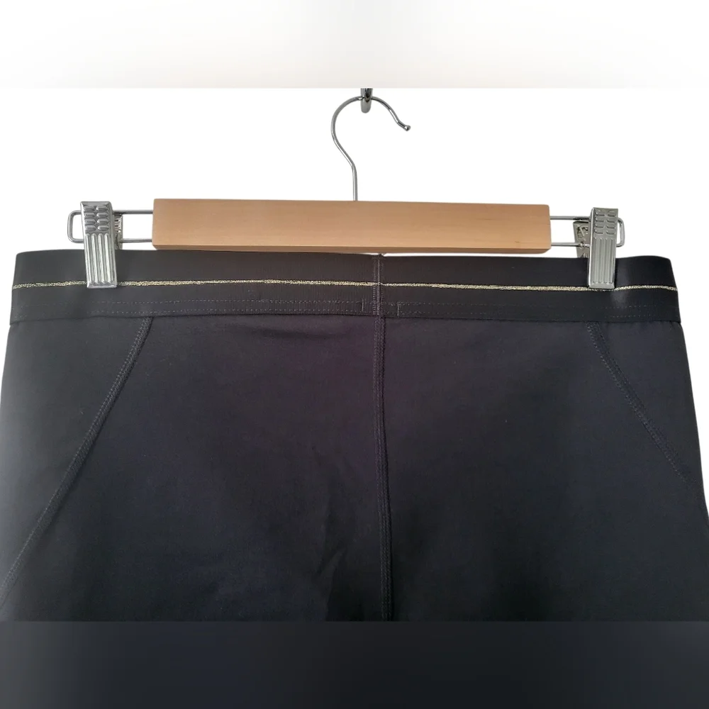 Nike Black Leggings with Gold Logo - Picture 6 of 8